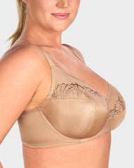 Plus-Size Pearl Shimmer Lace Minimizer Bra