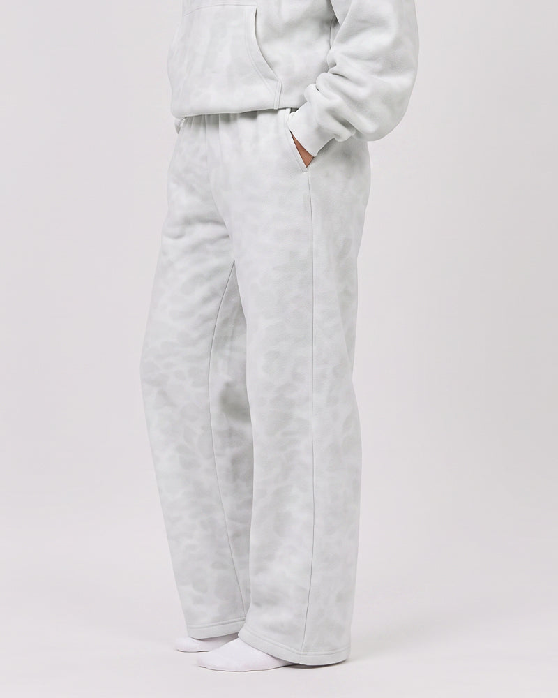 Minimalist Straight-Leg Stretch Sweatpants