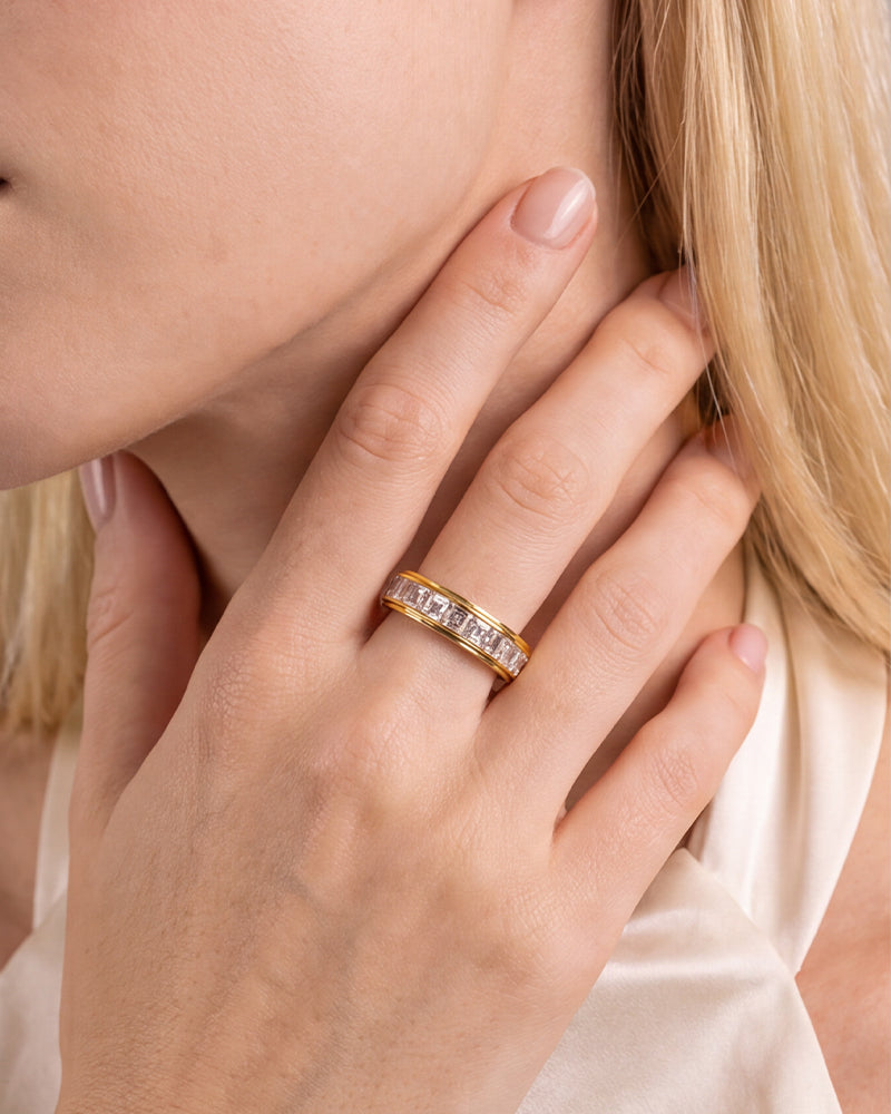 Titanium Steel Cubic Zirconia Spinner Ring